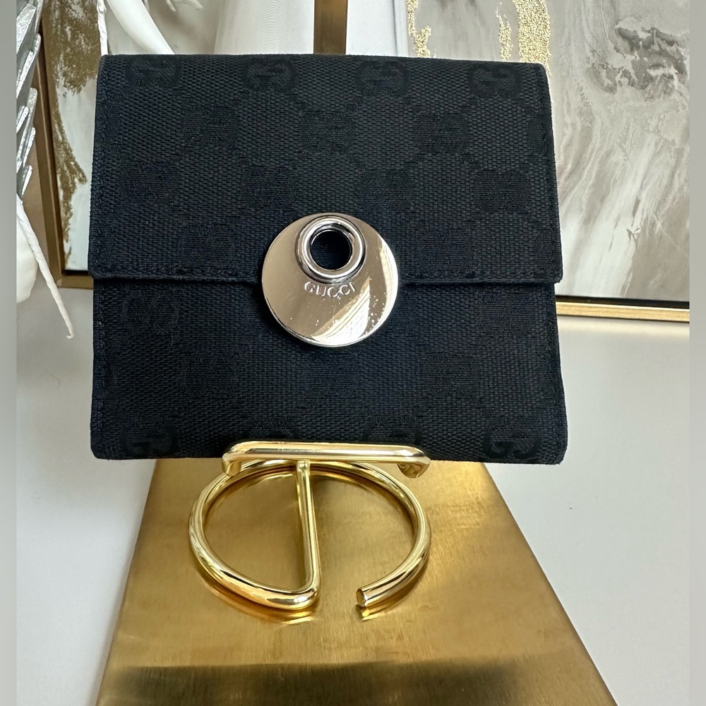 EUC GUCCI Eclipse GG Canvas Wallet